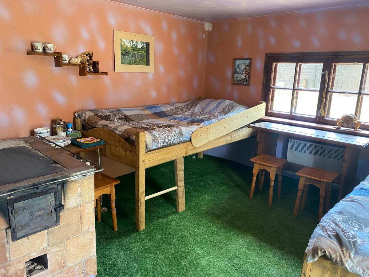 Private Farm Jakuzzi Sauna In The Forest 塔尔西 外观 照片